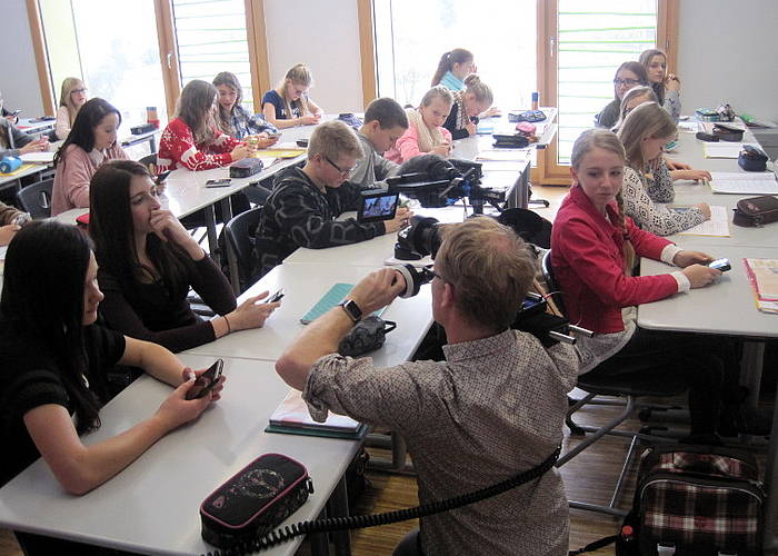 Bayerischer Rundfunk zu Dreharbeiten an der Realschule Schöllnach
