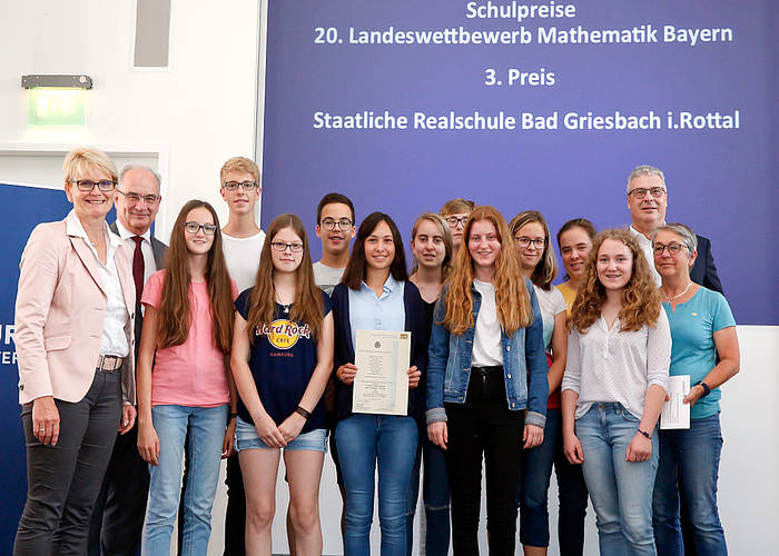 Staatliche Realschule Bad Griesbach erfolgreich beim 20. Landeswettbewerb Mathematik