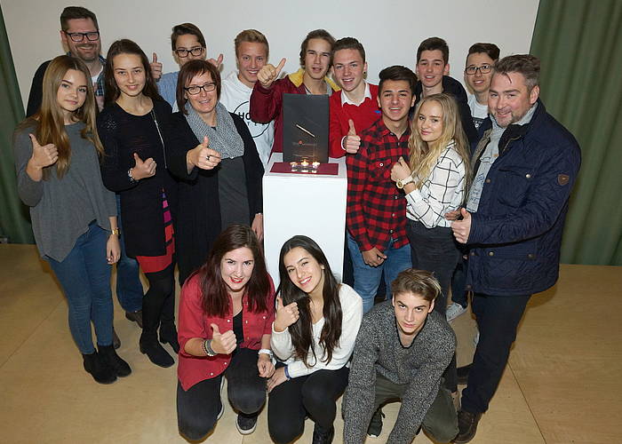 Den Sonderpreis in der Kategorie "Lehrer: Unterricht innovativ" erhielt das Lehrer-Team von der Staatlichen Realschule in Landshut und der Staatlichen Berufsschule 1 für ihr gemeinsames Projekt "Schule, und was dann?"