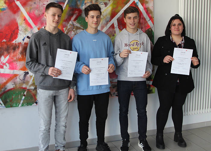 Schülerin der Realschule Eggenfelden unter den Top 10 beim Landeswettbewerb „Jugend debattiert“