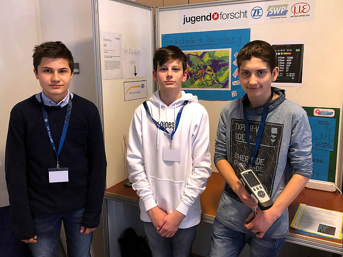 Moritz Philipp, Timo Kainz, Elias Wandl mit dem Projekt Feinstaub in Hauzenberg