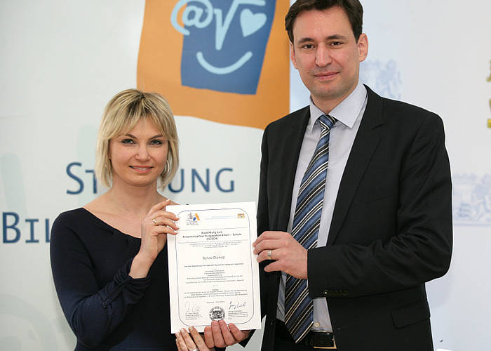 Staatssekretär Georg Eisenreich überreichte die Urkunden
