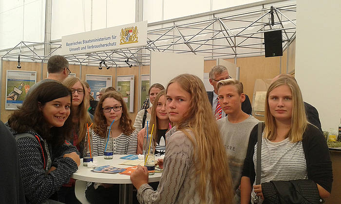 Stand der Realschule Riedenburg am Landwirtschaftsfest