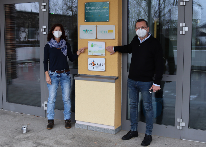 Die Realschule Neufahrn ist als „gute gesunde Schule“ ausgezeichnet worden